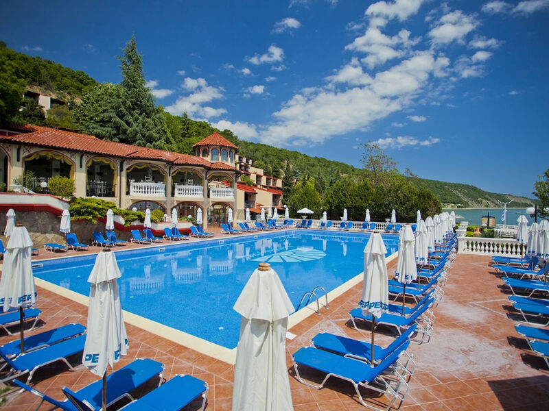 Villas Elenite