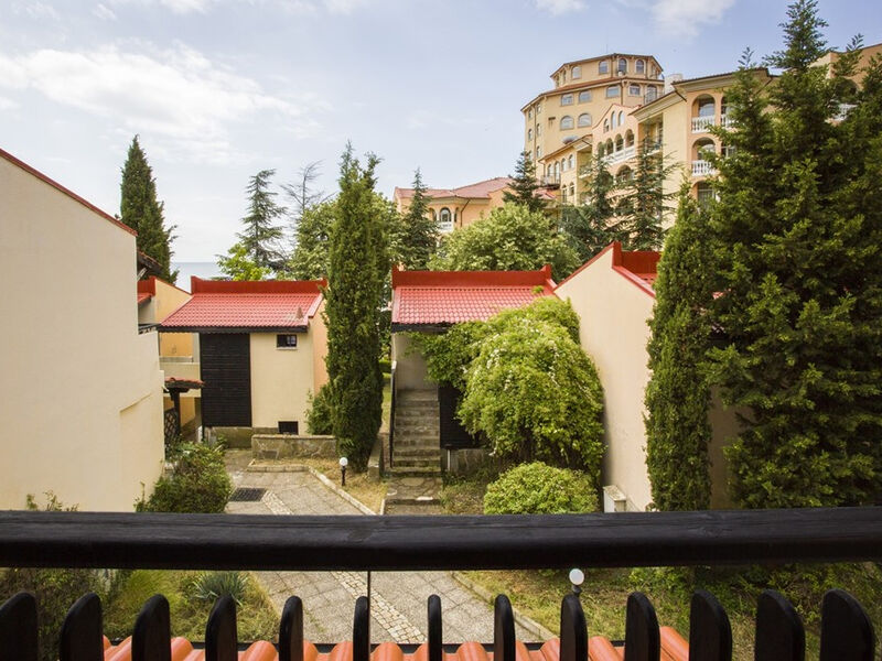 Villas Elenite