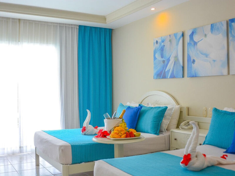 Vista Sol Punta Cana Beach Resort & Spa