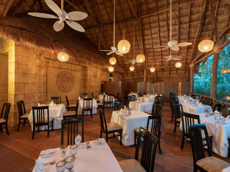 Viva Wyndham Azteca