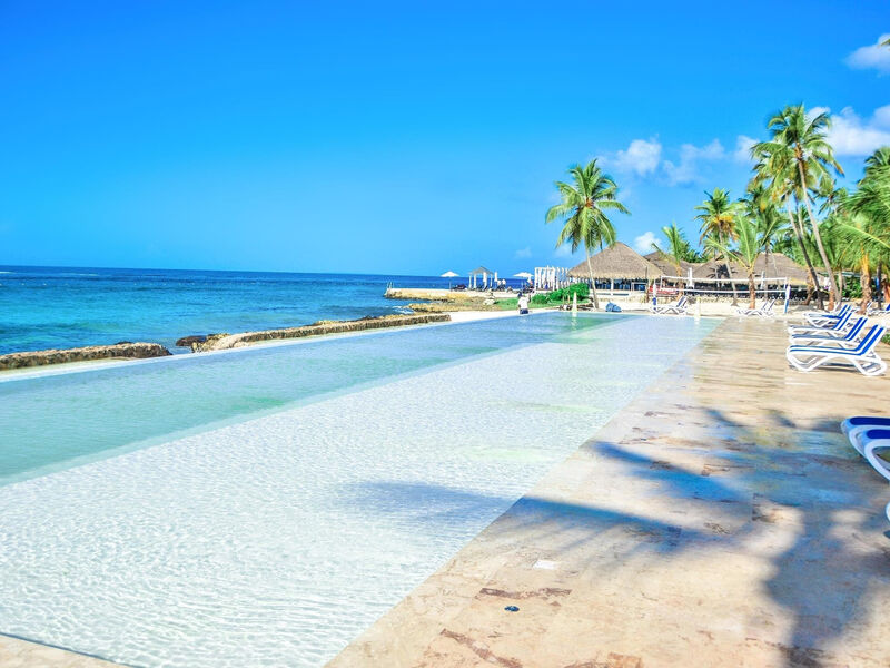 Viva Wyndham Dominicus Beach