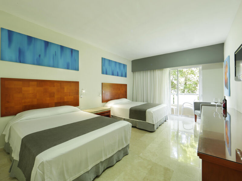 Viva Wyndham Maya