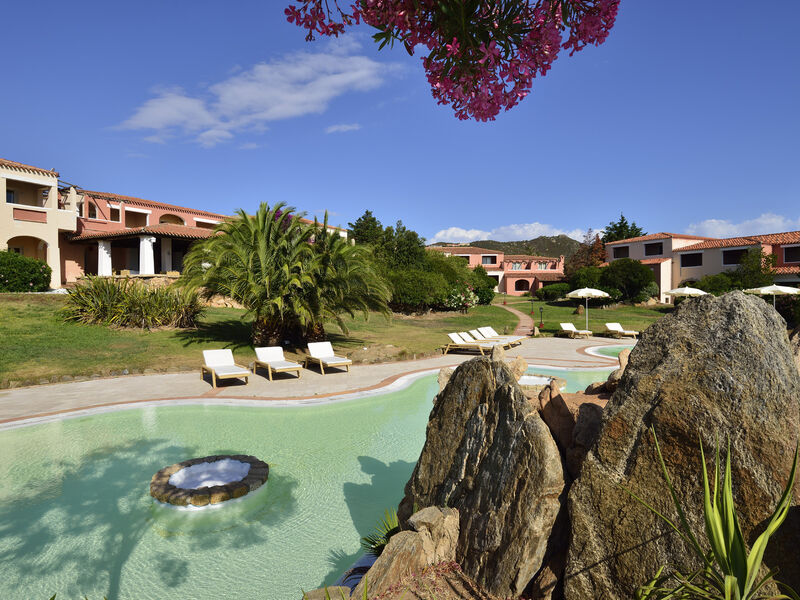Voi Colonna Village