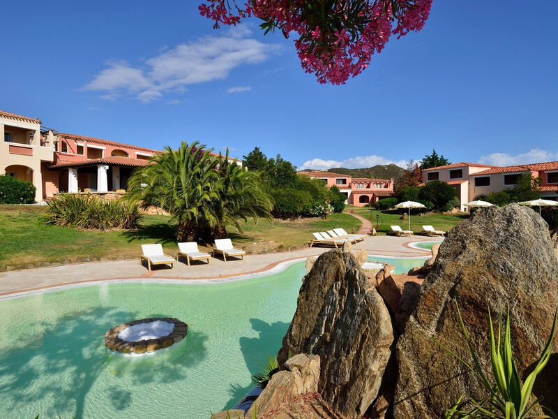 Voi Colonna Village