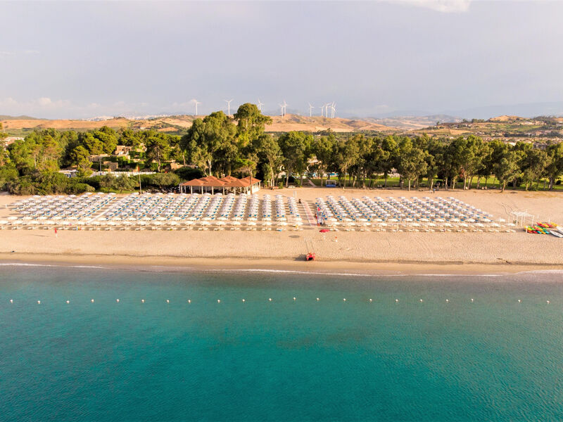 Voi Floriana Resort