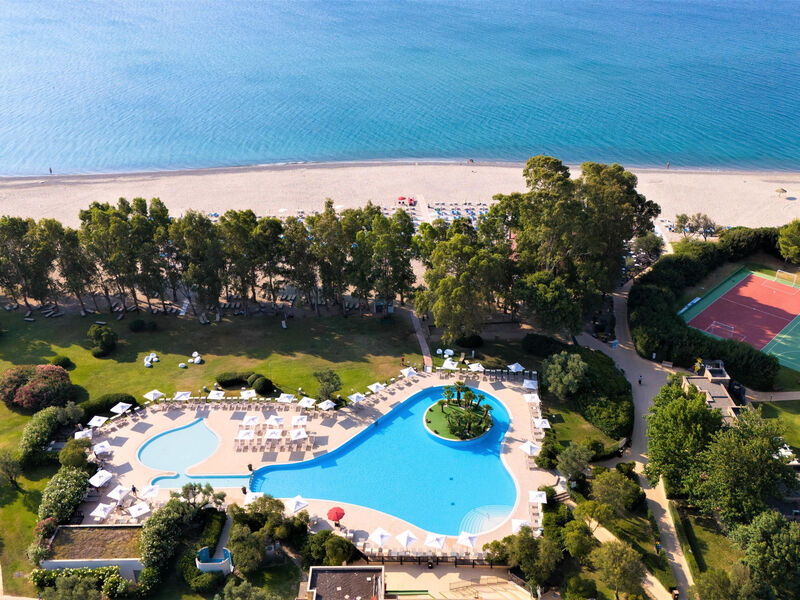 Voi Floriana Resort