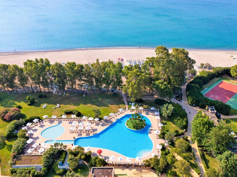 Voi Floriana Resort