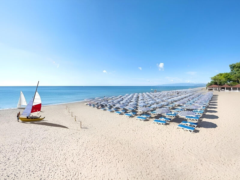 Voi Floriana Resort
