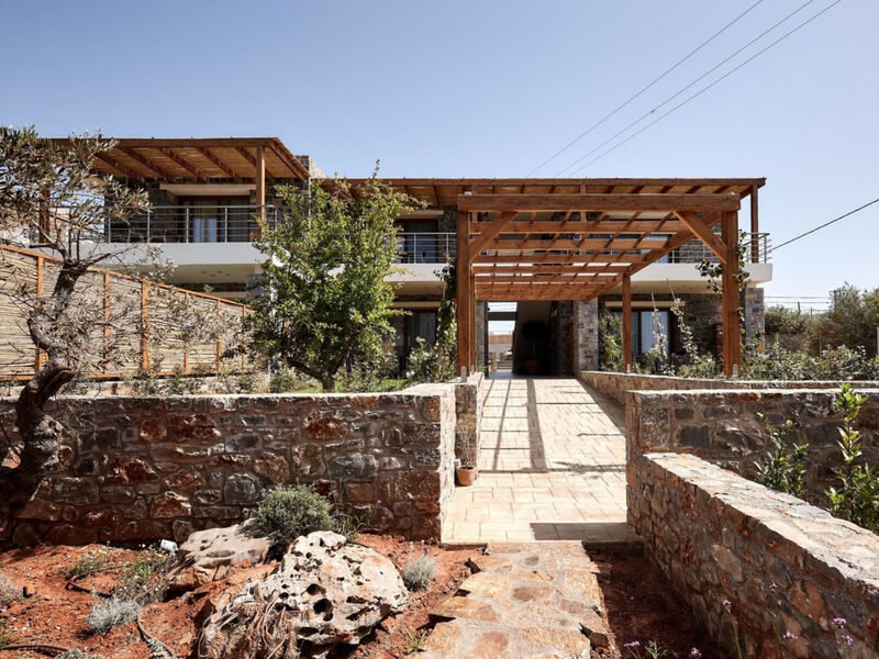 Volta Suites & Villas