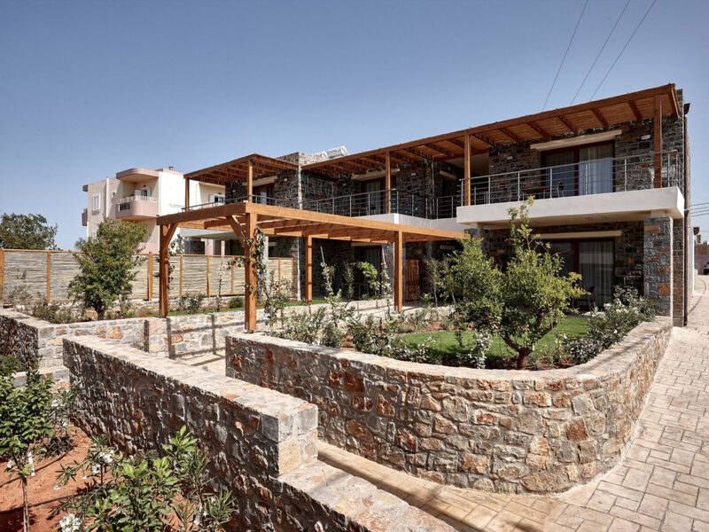 Volta Suites & Villas