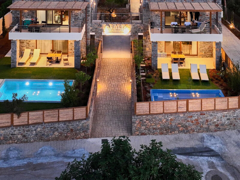 Volta Suites & Villas