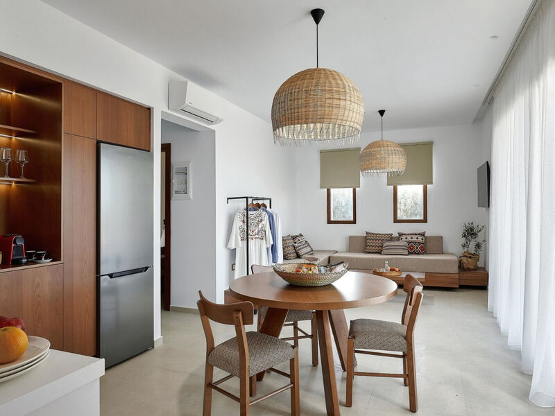 Volta Suites & Villas