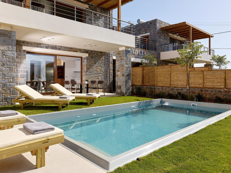 Volta Suites & Villas