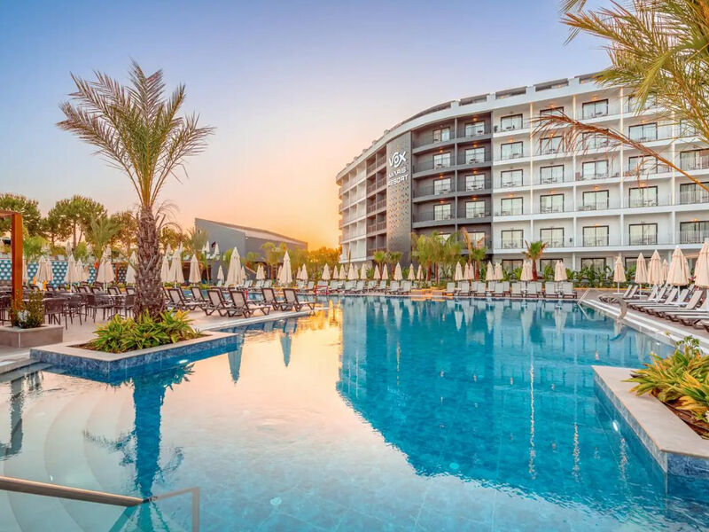 Vox Maris Resort