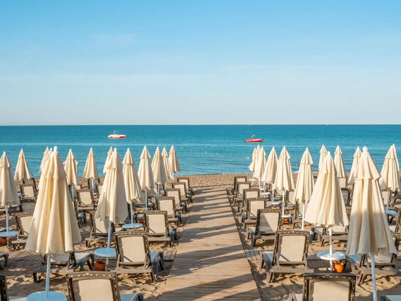 Vox Maris Resort