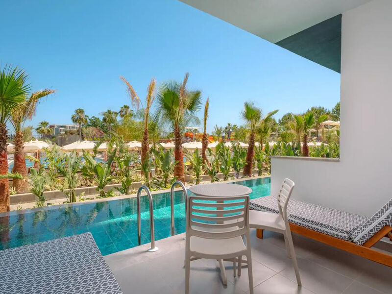 Vox Maris Resort
