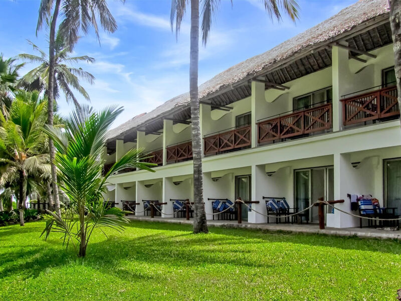 Voyager Beach Resort
