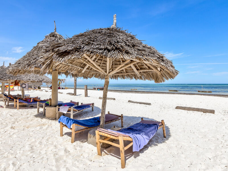 Waridi Beach