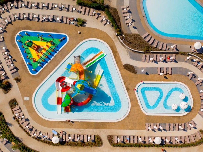 Wave Resort