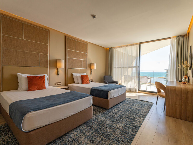Wave Resort