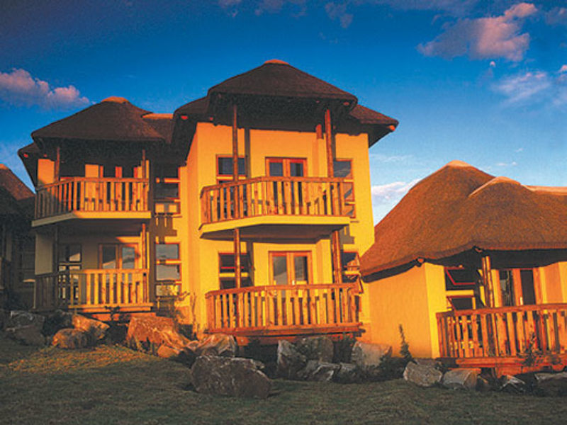 Whalesong Coastal Lodge