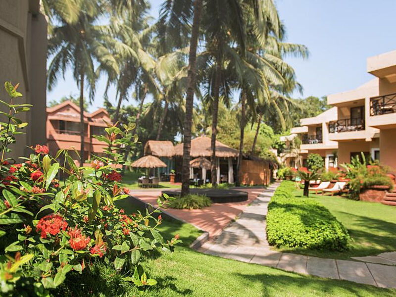 Whispering Palms Beach Resort