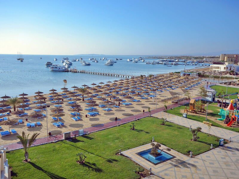 Albatros White Beach