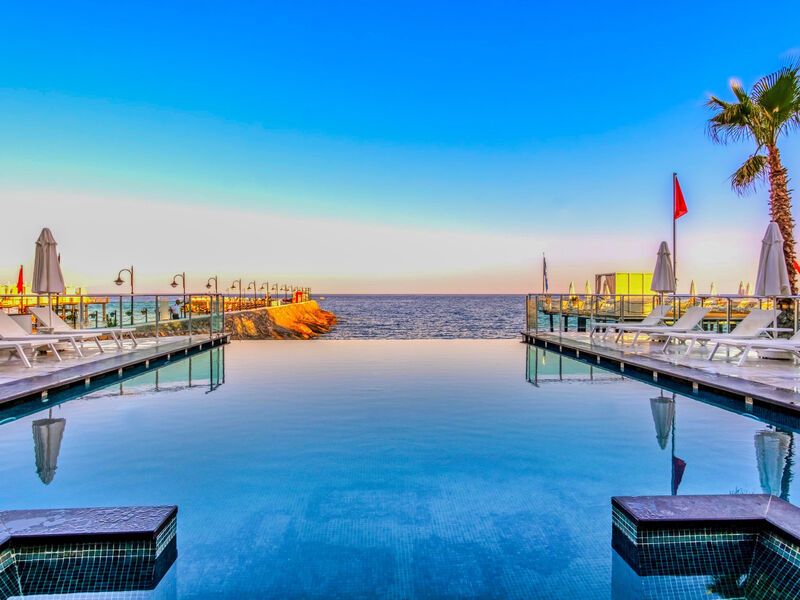 White City Resort
