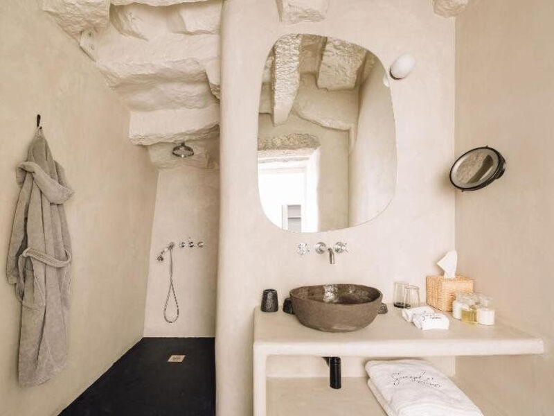 White Exclusive Suites & Villas