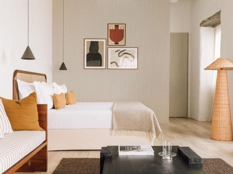 White Exclusive Suites & Villas