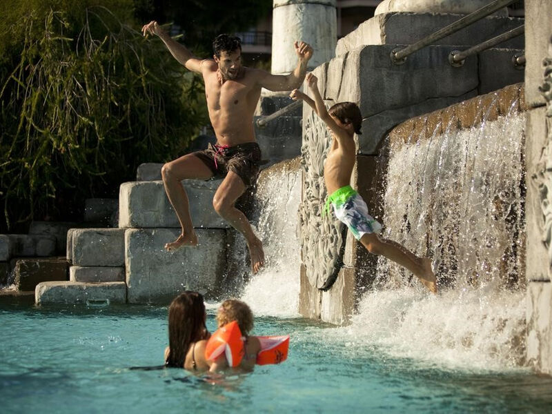 Xanadu Resort
