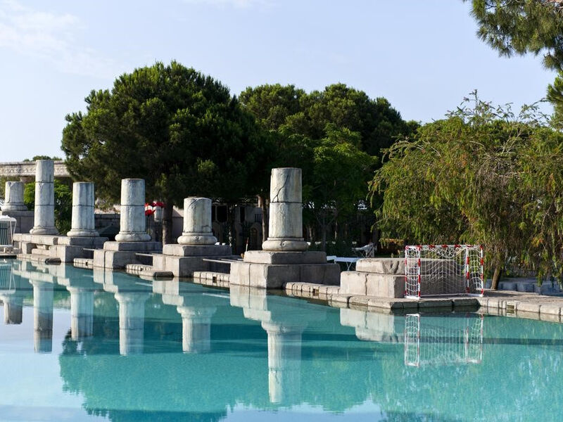 Xanadu Resort