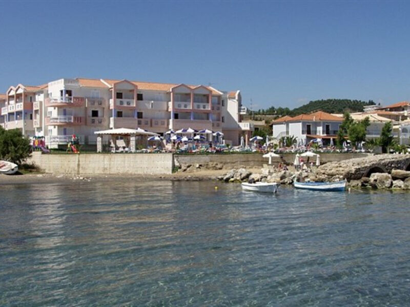 Apartmánový Dům Xenos Kamara