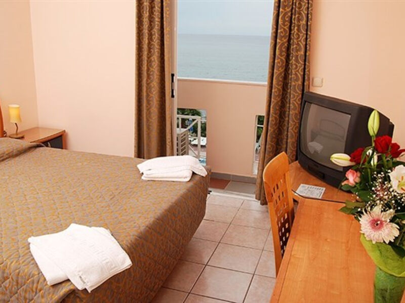 Apartmánový Dům Xenos Kamara
