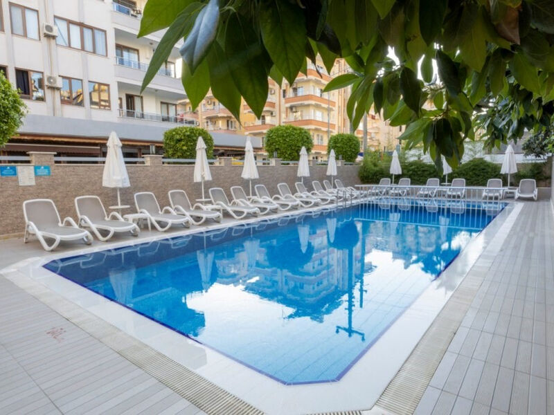 Kandelor Hotel