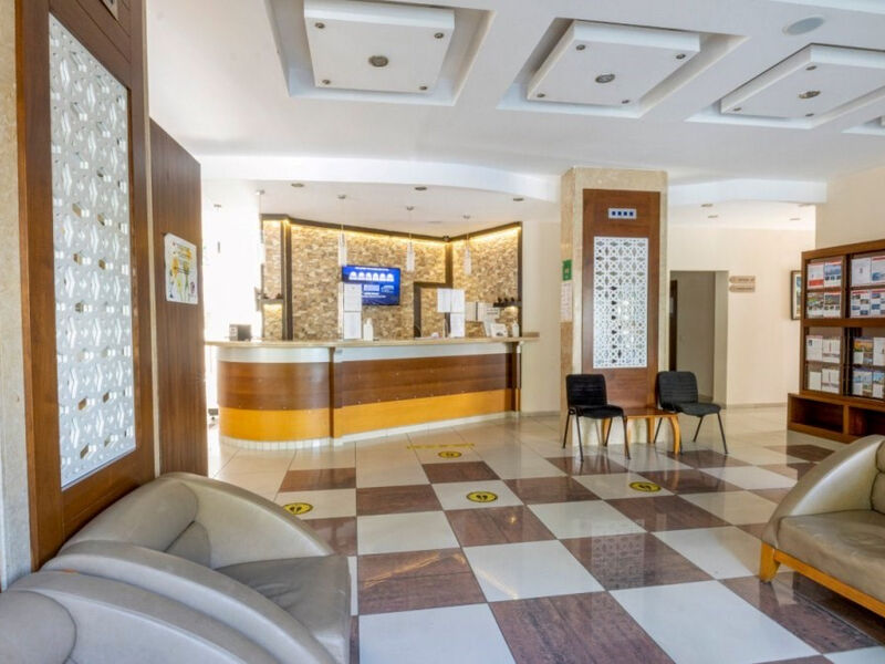Kandelor Hotel