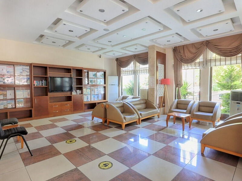 Kandelor Hotel