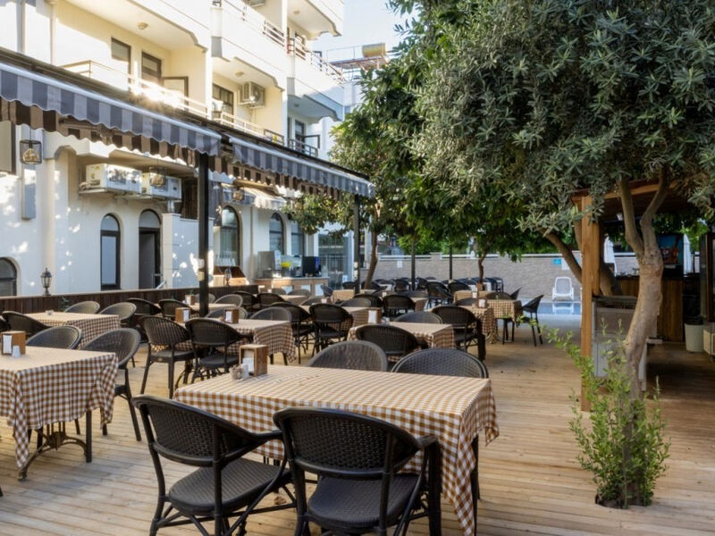 Kandelor Hotel