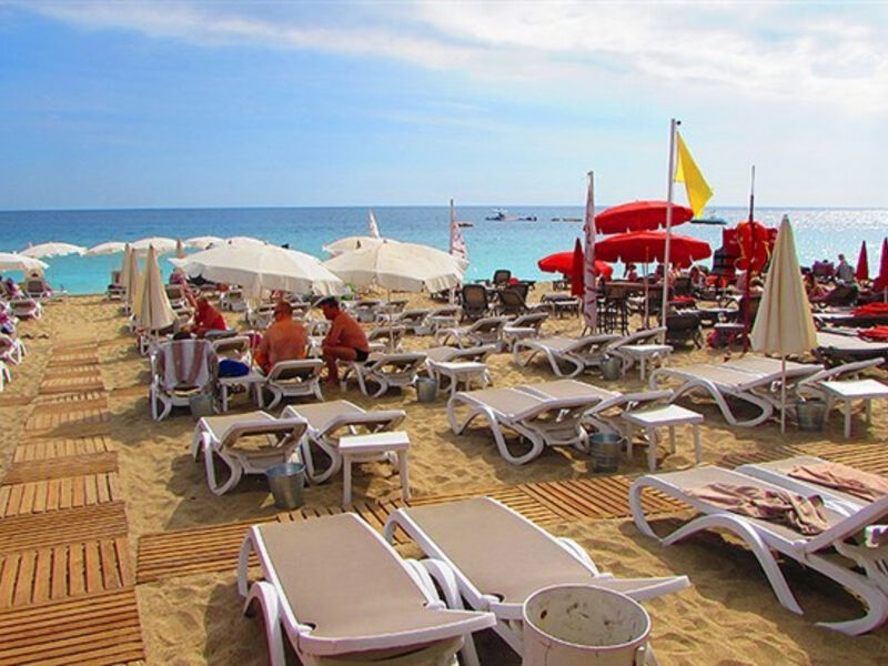 Xperia Saray Beach