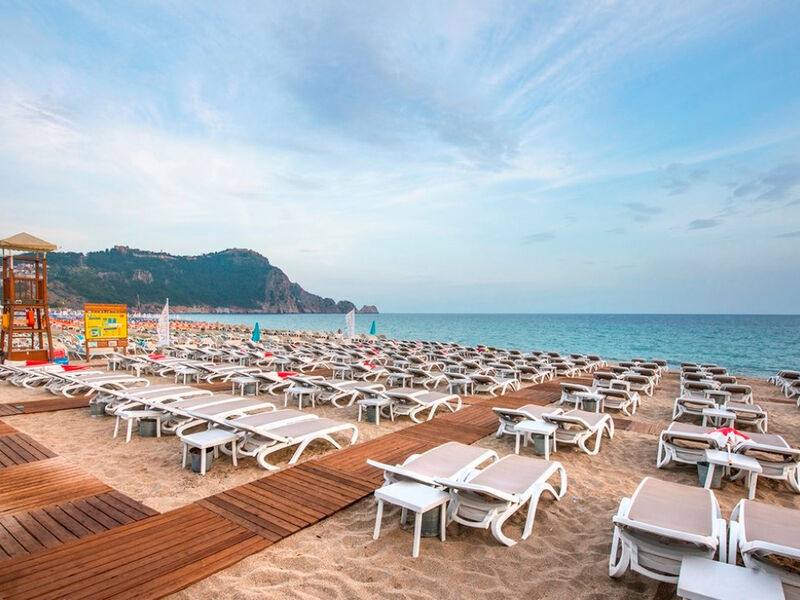 Xperia Saray Beach