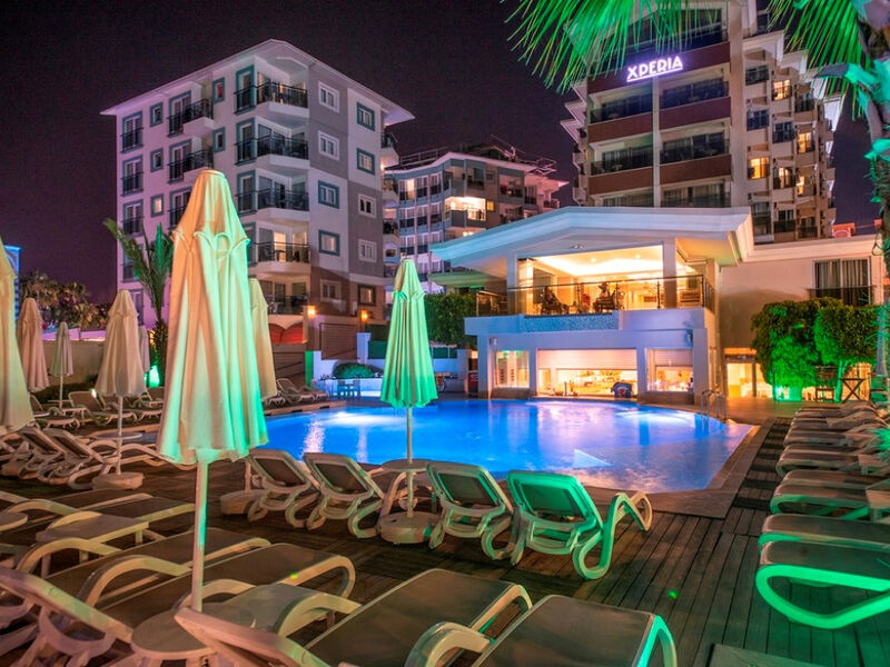 Xperia Saray Beach