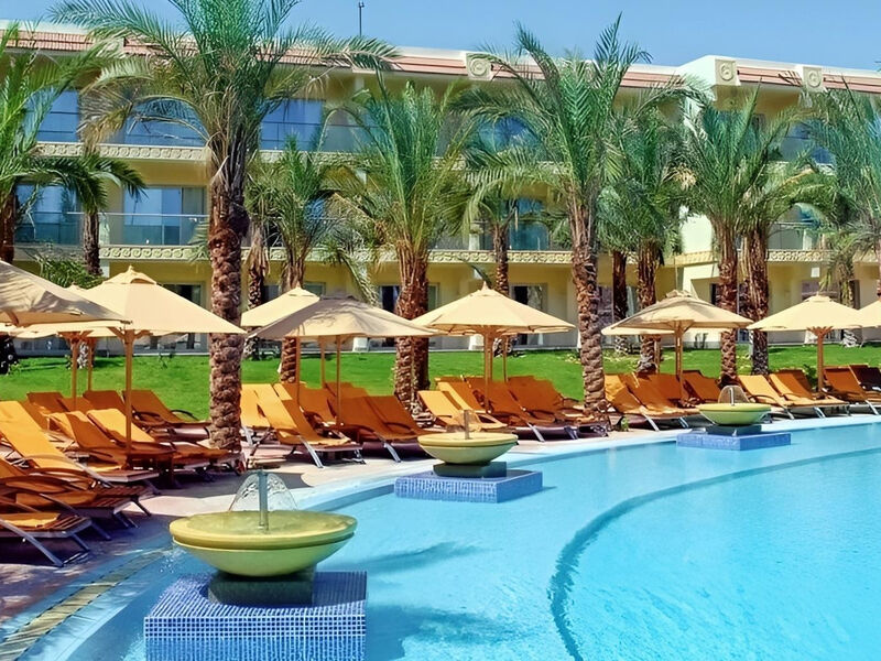 Xperience Sea Breeze Resort