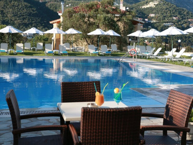 Yannis Hotel Ipsos