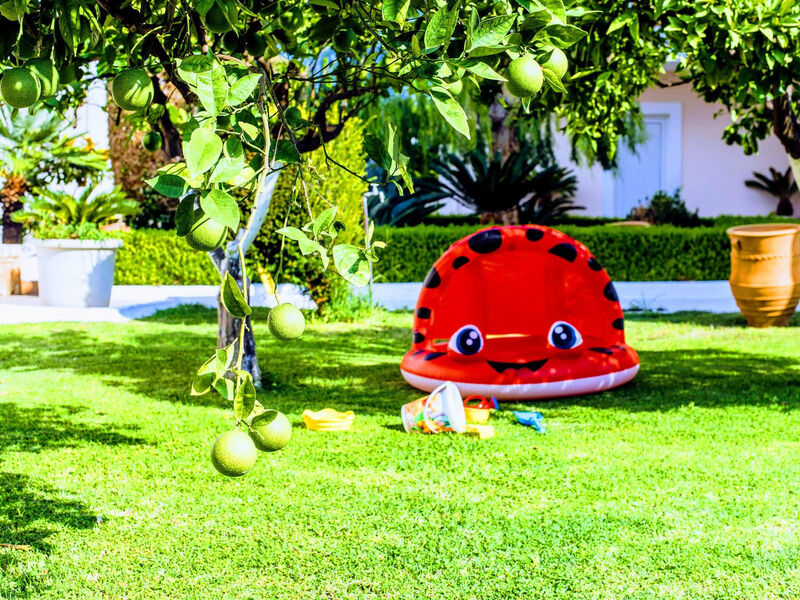 Yiannis Manos Resort