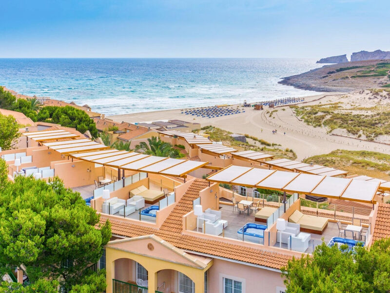 Zafiro Cala Mesquida Club