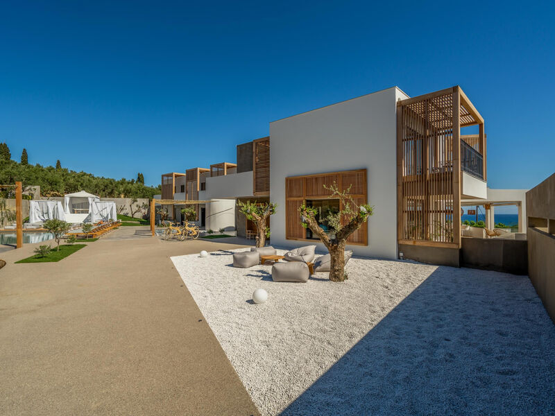 Zante Maris Suites
