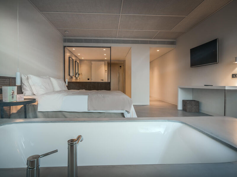 Zante Maris Suites