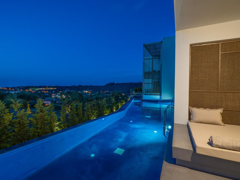 Zante Maris Suites