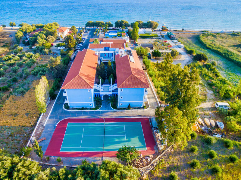 Zefiros Beach