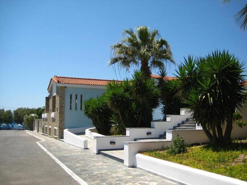 Zefiros Beach